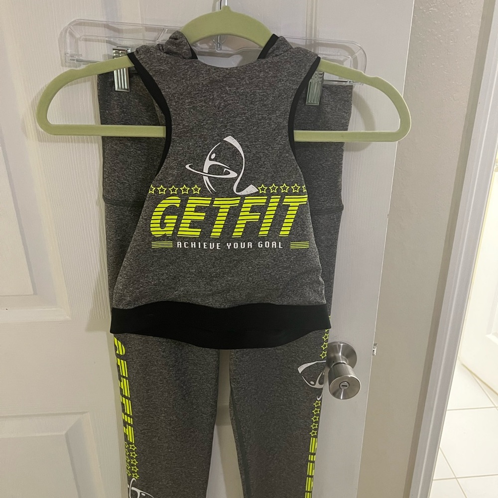 It is an excellent sportswear for the gym made in Colombia